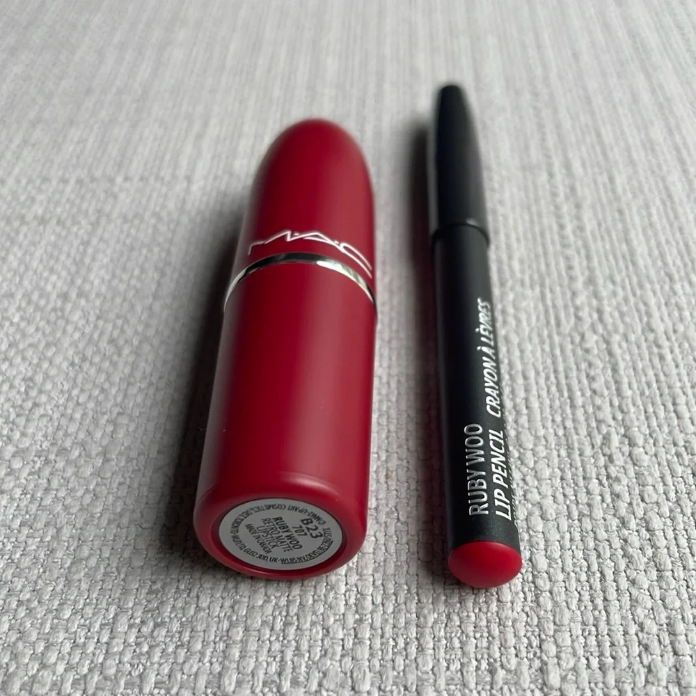 MAC Retro Matte Lipstick - 707 Ruby woo & mini lip liner set